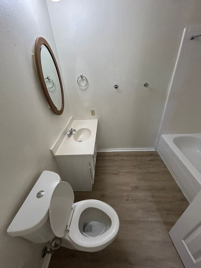 Photo - 1801 Haymeadow