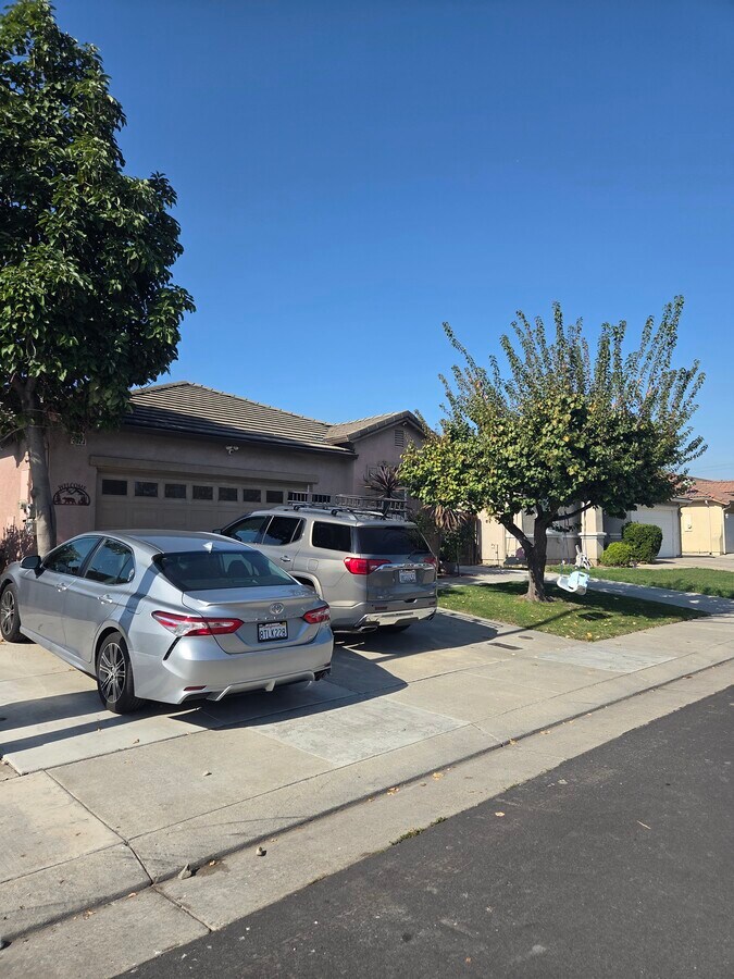 Photo - 3929 Anastasia Ln