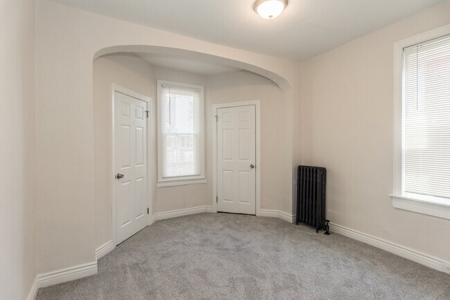 Photo - 6029 Jefferson St