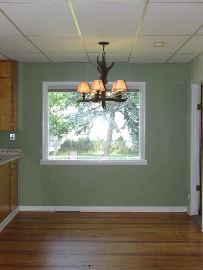 Photo - Beautiful Home with a Garage and Partially Fenced Yard