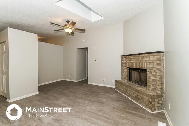 Photo - 7703 Hoyt Ave