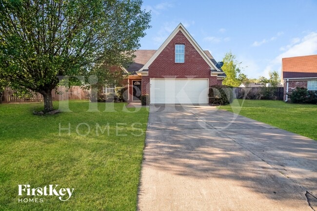 Building Photo - 7435 Bridle Cove