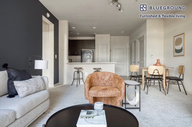 Photo - 305 10th Street South Unit FL3-ID581