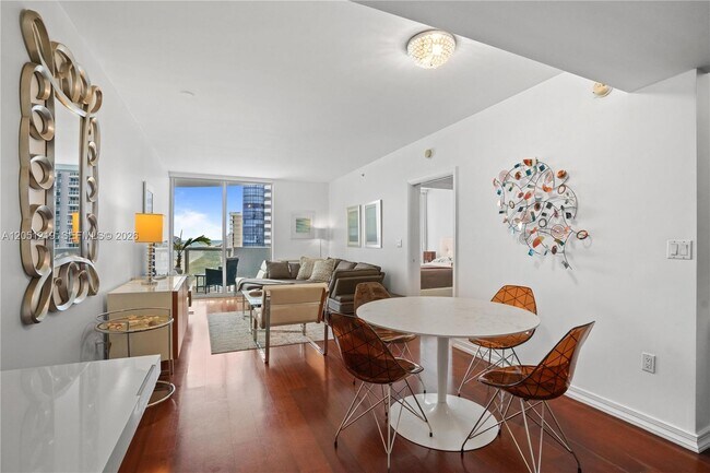 6365 Collins Ave Unit 1705