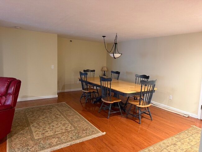 Photo - 44 Elm St Unit 304