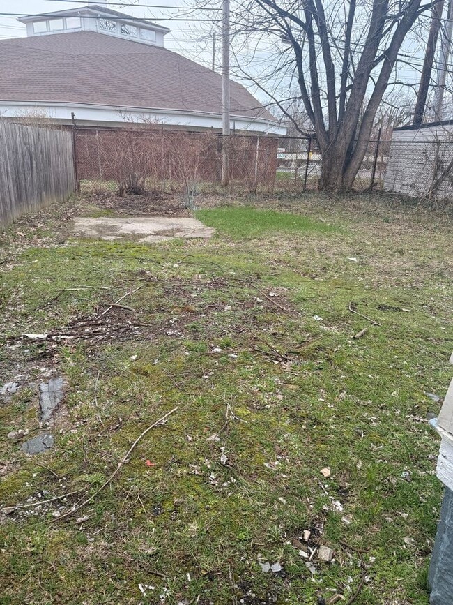 Photo - 10817 Hull Ave