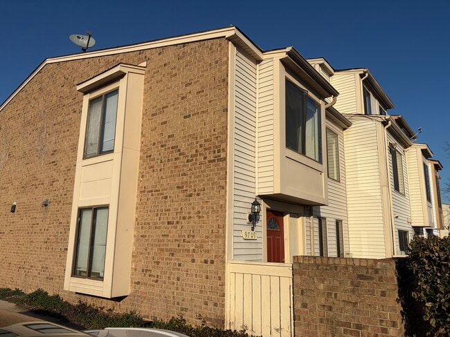 Photo - 9709 Docena Dr