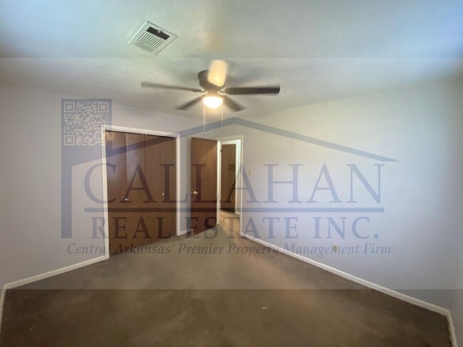 8211 Woodview Dr N Unidad A