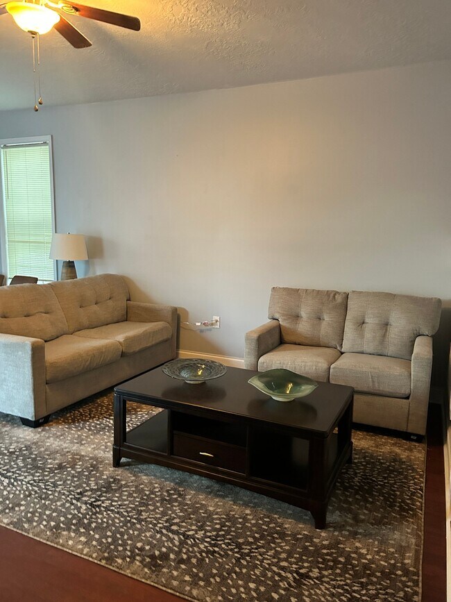 Photo - 1227 Holley St