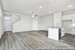 Photo - 7911 Needle Crk