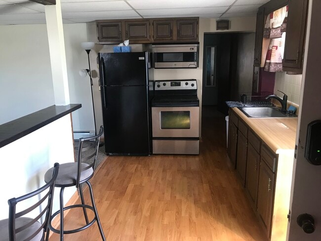 Photo - 155 Evergreen Pl