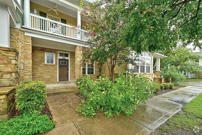 Building Photo - 2005 Zach Scott St Rental