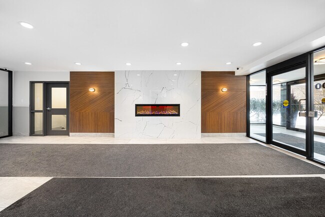 Photo - 100 Gloucester Street