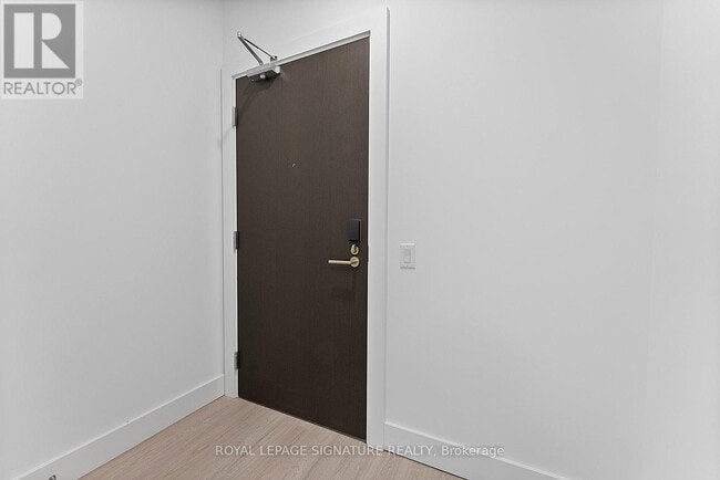 Photo - 6 Greenbriar Rd Unit 529