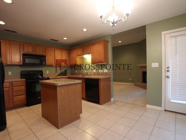 Photo - Available! 3 Bedroom Home in Flint!