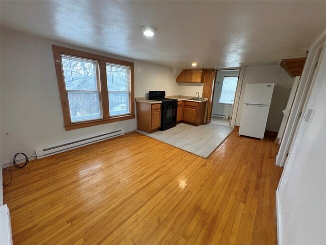 Photo - 24 Baxter St Unit 2