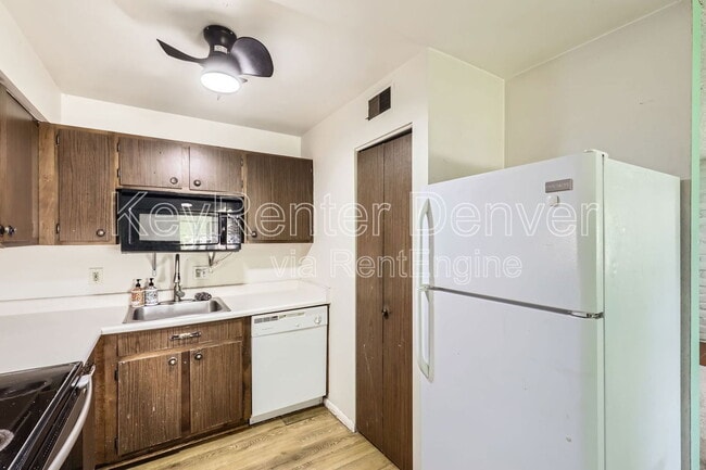 Photo - 6800 E Tennessee Ave Unidad 223