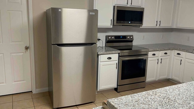 Photo - 23449 High Pt St