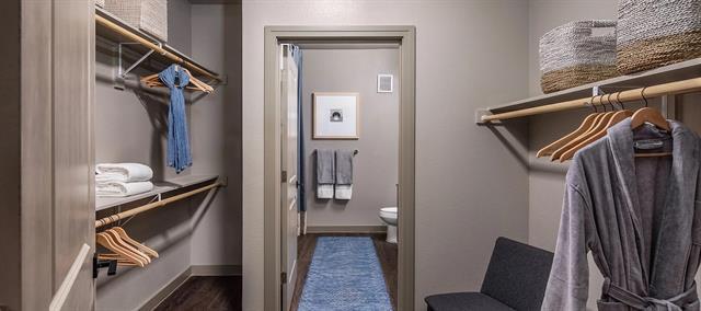 Photo - 880 Lake Carolyn Pkwy Unidad 273