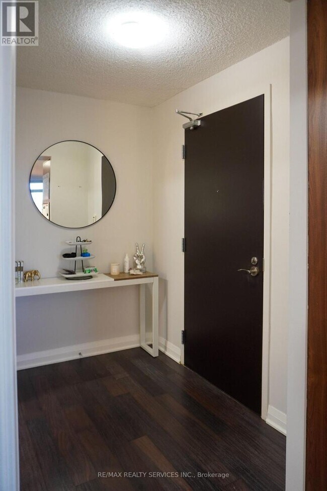 Photo - 5 Valhalla Inn Rd Unit 611