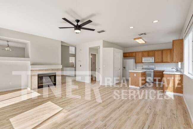 Photo - 11501 Pyrites Way