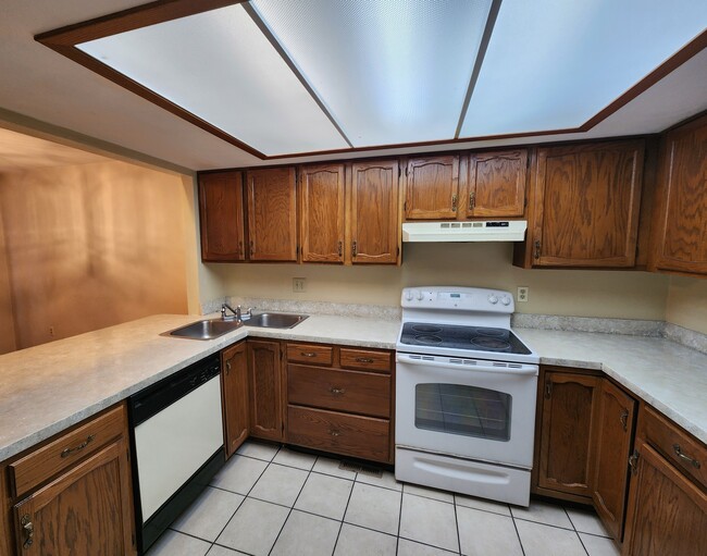 Photo - 3854 S Chalet Cir