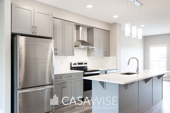 Building Photo - 7813 Yorke Rd