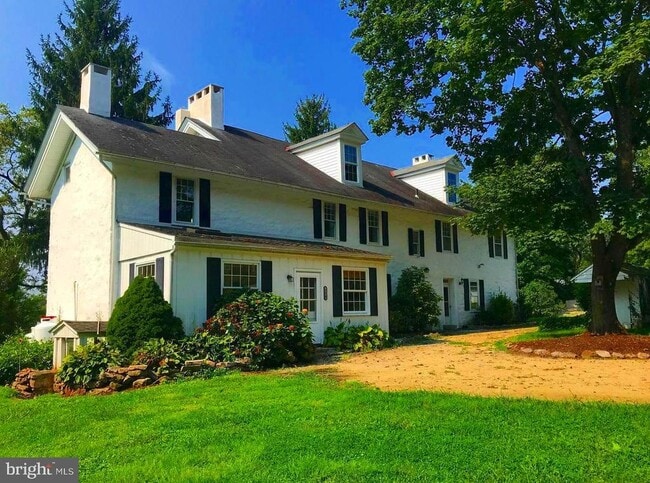 Photo - 75 N Bacton Hill Rd House