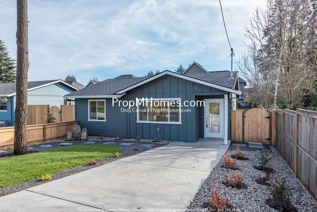 Updated & Charming Cottage in Oregon City! - Updated & Charming Cottage in Oregon City! Casa