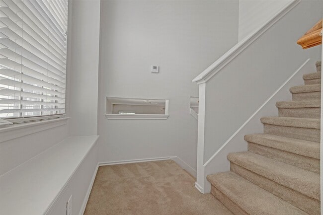 Photo - 218 Blushwood Pl