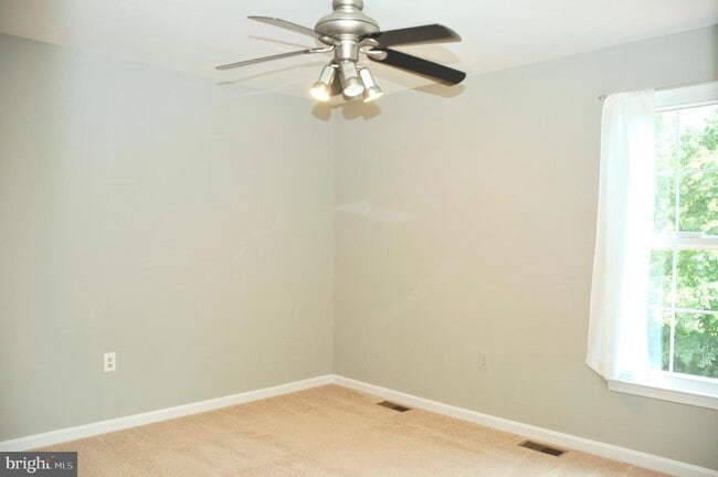 Photo - 125 N Towne Ct