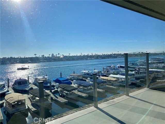 Building Photo - 2636 Bayshore Dr