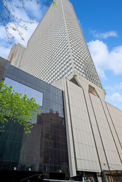 111 E Chestnut St Unit 56AB