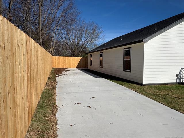 Photo - 2806 N Lansing Pl