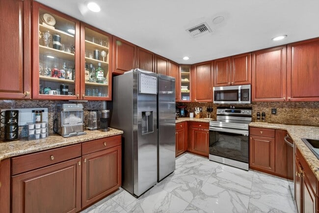 Photo - 3370 Turtle Cove