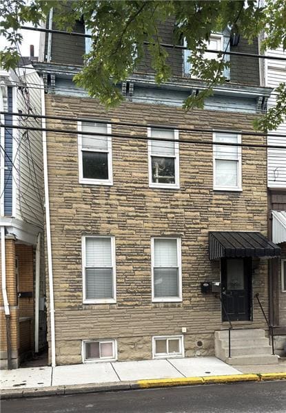 Building Photo - 1626 Lowrie St Rental