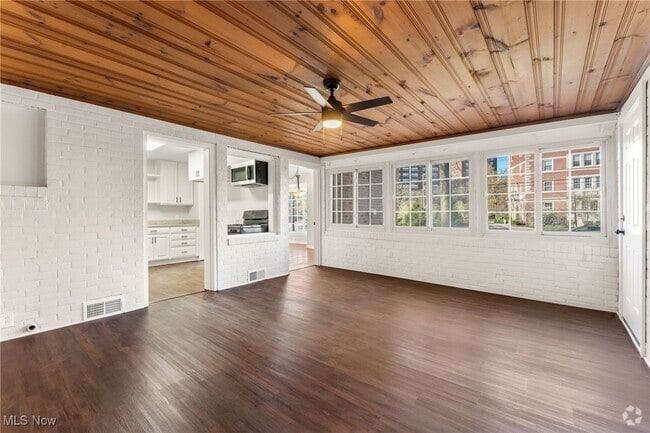 Building Photo - 14001 Shaker Blvd Rental