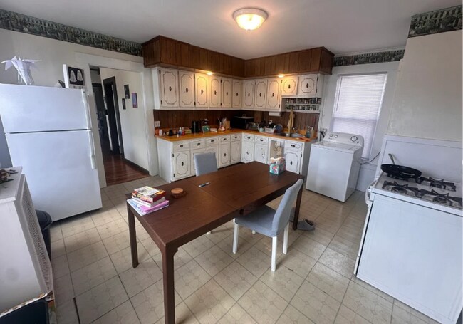 Photo - 543 Broadway Unit 2