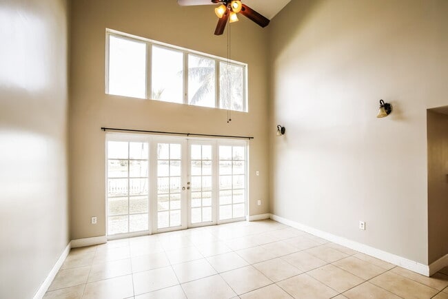 Photo - 4771 SW 154th Ave