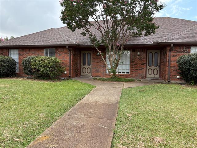 Building Photo - 3900 San Mateo Dr