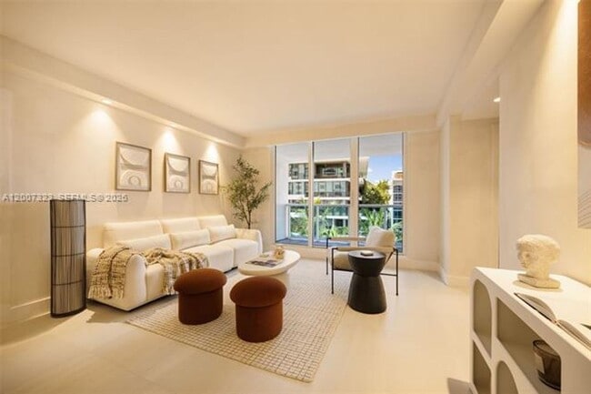 Building Photo - 2301 Collins Ave Unit 2301 Collins Ave appt 526