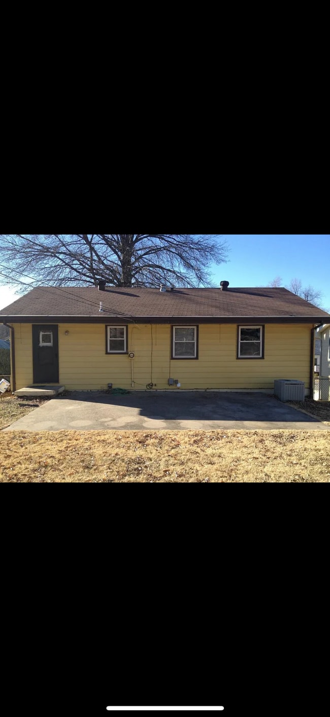 Photo - 4005 N Jackson Ave