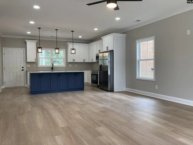 Photo - 320 Charwood Dr