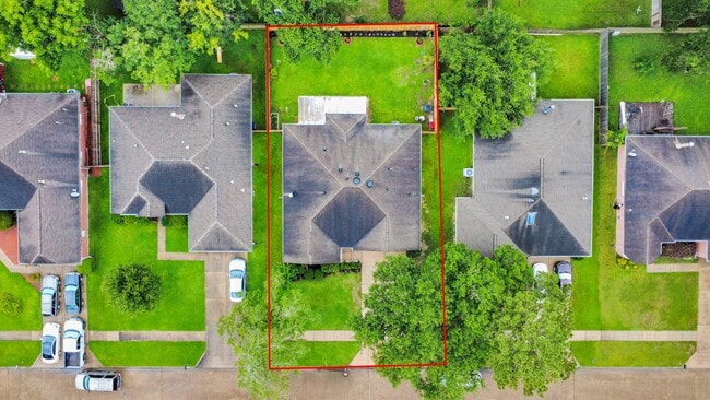Photo - 16215 Cypress Trace Dr