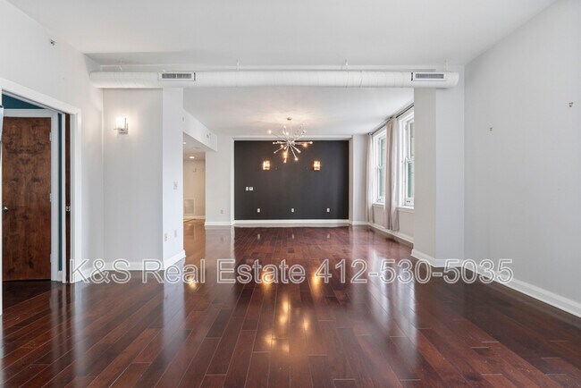 Photo - 306 Fourth Ave Unit 302