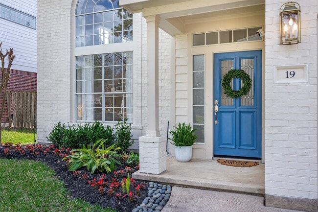 Photo - 19 Tender Violet Pl