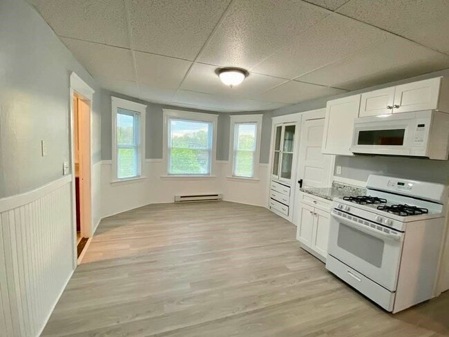 Photo - 308 Pleasant St Unidad 3