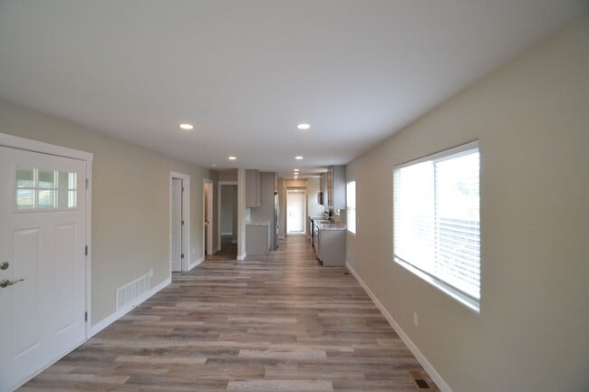 Photo - Beautiful 3 Bed 2 Bath with AC!