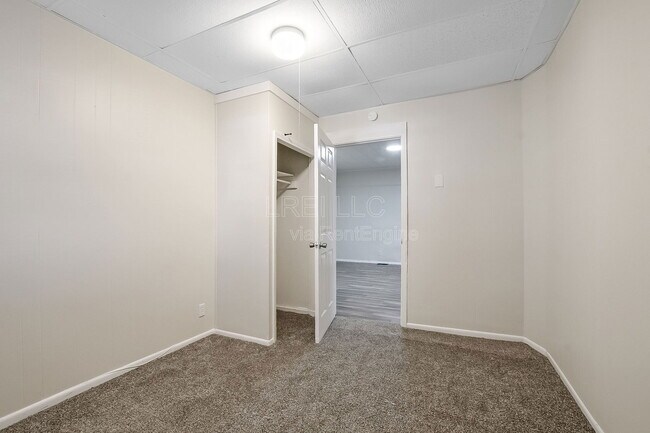 Photo - 2104 W Burnett Ave