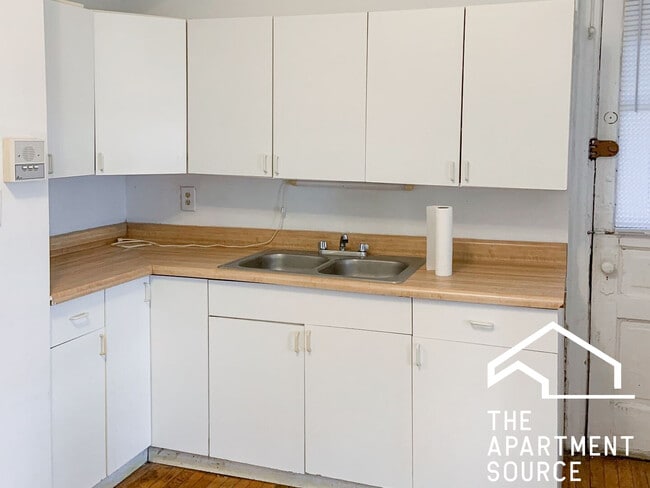Photo - 1206 W Wrightwood Ave Apartments Unit 1